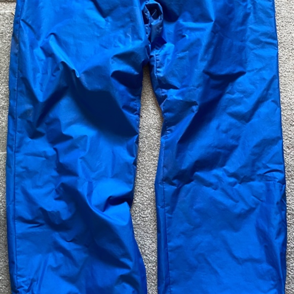 CTV Host Broadcaster Wind Breaker Suite - Picture 6 of 6